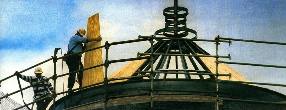 Constructing the roof of Westfield Hornsby