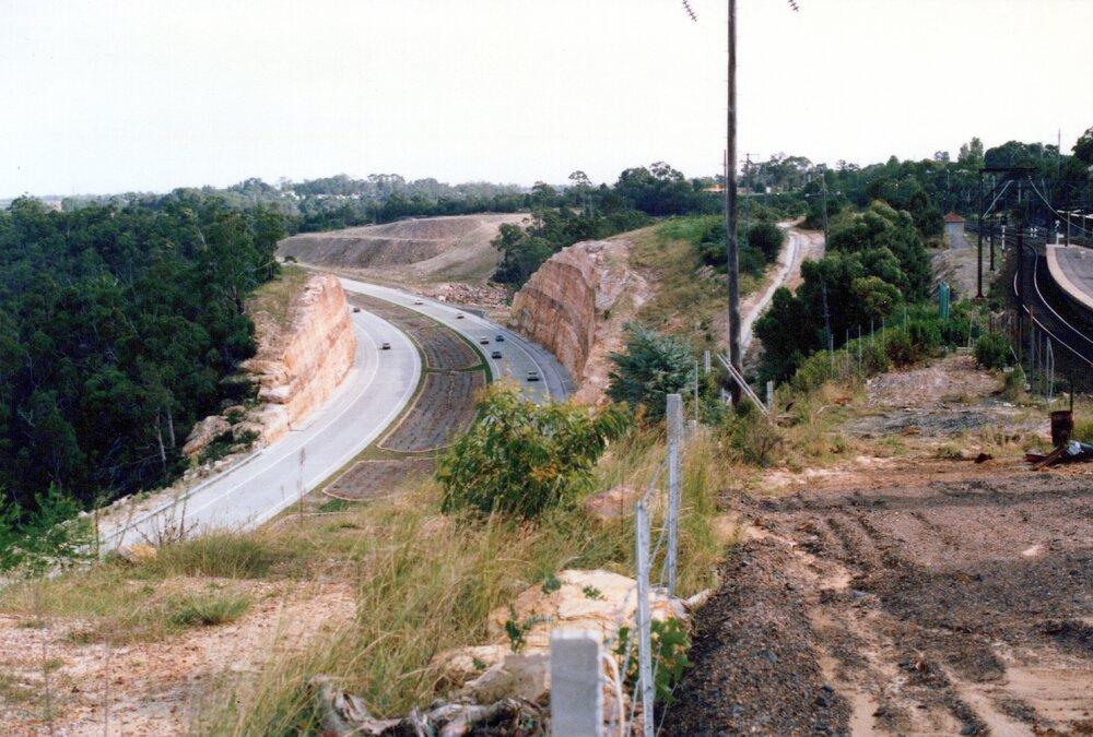 Construction of the Sydney-Newcastle Freeway between Mt Kuring-gai and Berowra