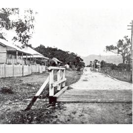 Brooklyn Road, Brooklyn, looking towards Ross Hill