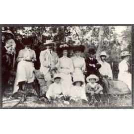 Beecroft picnic, c. 1910
