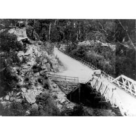 Galston Gorge, crossing McDonald truss bridge