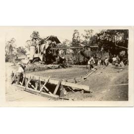 Construction of Pacific Highway between Hornsby and Brooklyn, 1920s
