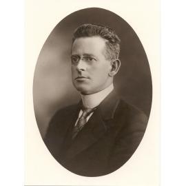 Elvyn Robbins, Councillor