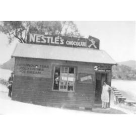 Kiosk at Kangaroo Point, 1930s