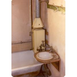 Bathroom of house in William Street, Hornsby