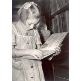 Boys' and Girls' Travelling Library at Galston Public School