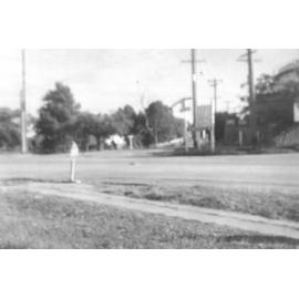 Old sign to Galston and Newcastle, Hookhams Corner