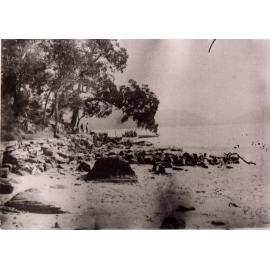 Peats Ferry Road at Kangaroo Point - Hawkesbury River