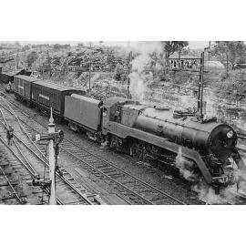 Hornsby Train Derailment, milk spillage, 1950