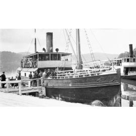 People boarding the SS Erringhi at Brooklyn, C. 1925