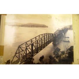 Span 6 landed safe - First Hawkesbury River Railway Bridge