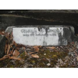 Cecilia Dreis, headstone