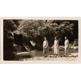 Berowra Creek Fashions? 