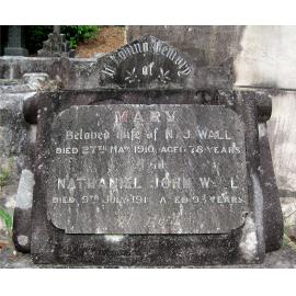 Headstone of Mary and Nathaniel Wall