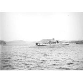 'Francis Peat' vehicular ferry on the Hawkesbury River