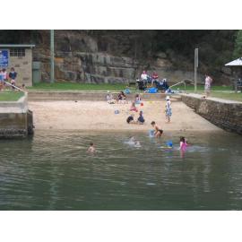 Brooklyn Open Swimming Baths, Hawkesbury River