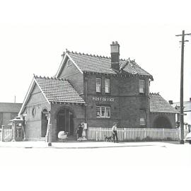Hornsby Post Office, corner of Coronation Street and Pacific Highway