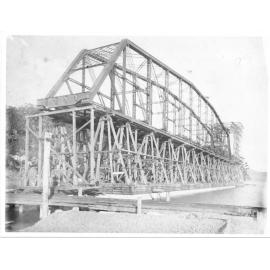 Building of the first Railway Bridge at Brooklyn