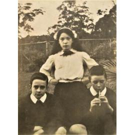 Norman Pyne with Elinor and John Wray