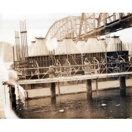 No1 caisson, Hawkesbury River Bridge Construction 1941