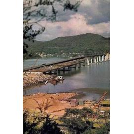 Hawkesbury River twin bridge F3 construction