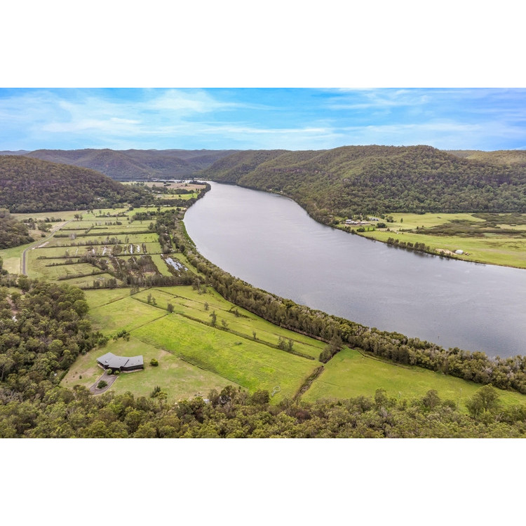 Laughtondale