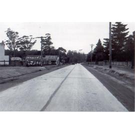 Peats Ferry Road, Waitara, looking south