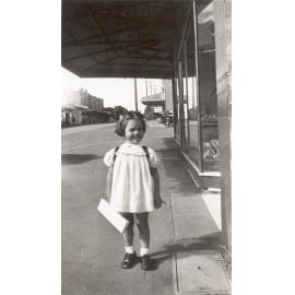 Girl with xylophone, Pacific Highway, Hornsby