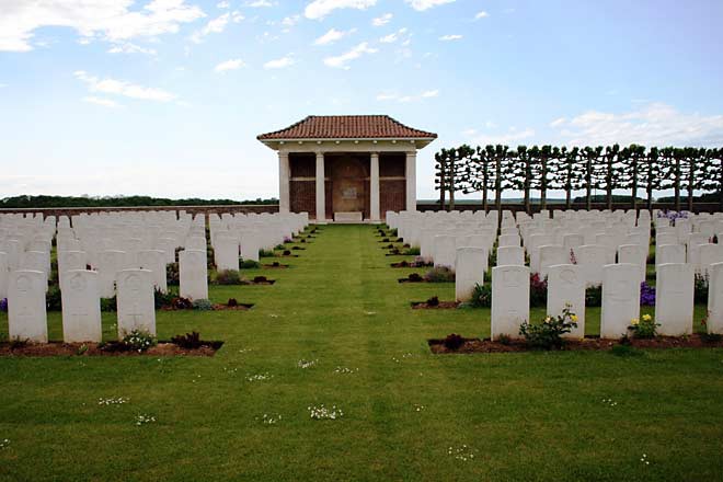 Heath Cemetery, Harbonnieres, France