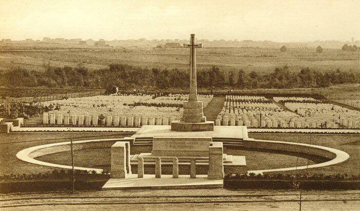 Hooge Crater Cemetery, Ypres, Belgium
