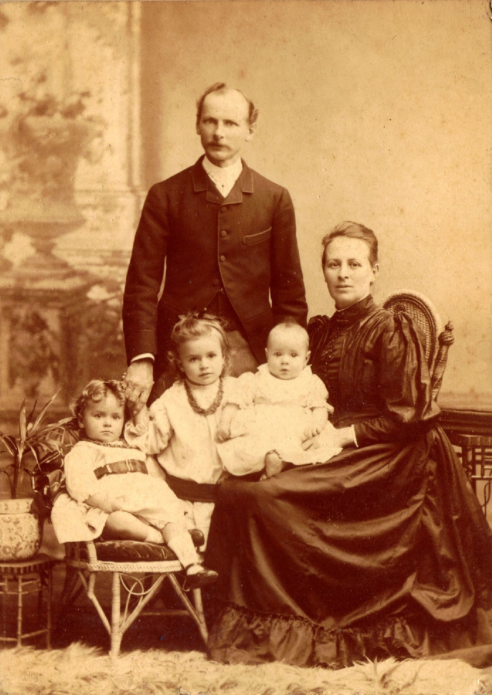 Charles Churchill Tucker and his wife, Mary and their children. (left to right: Florence, Doris and Rupert).Charles Churchill Tucker and his wife, Mary and their children. (left to right: Florence, Doris and Rupert).