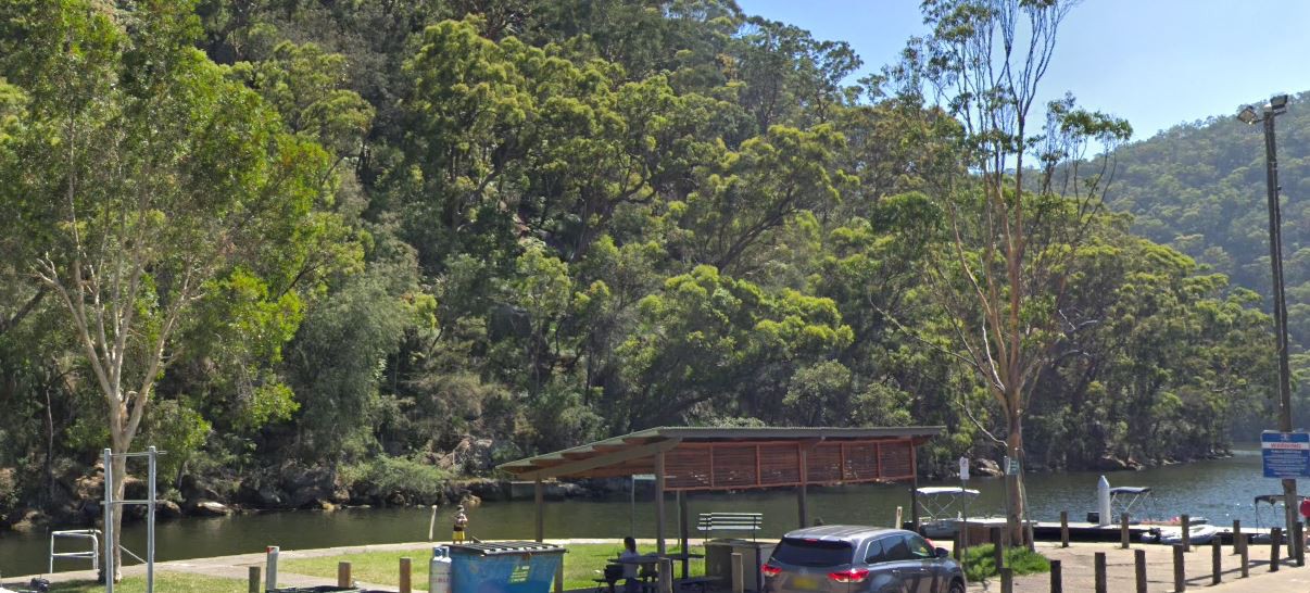 The mouth of Crosslands Creek